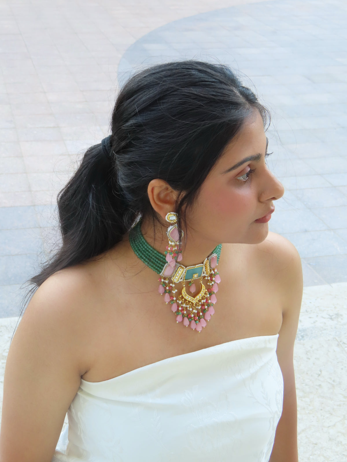 Vanika Set